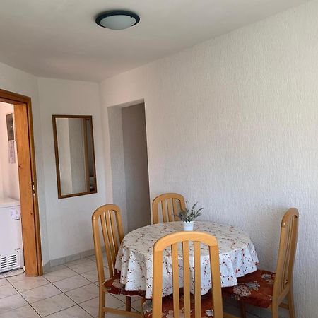 Apartmani Kutlesa Vodice Bagian luar foto