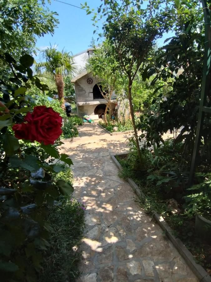 Apartmani Kutlesa Vodice Bagian luar foto