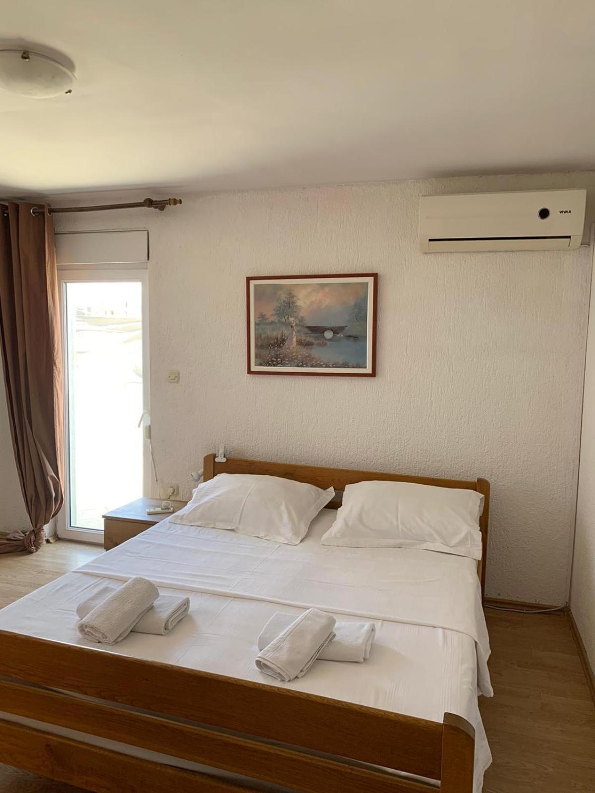 Apartmani Kutlesa Vodice Bagian luar foto