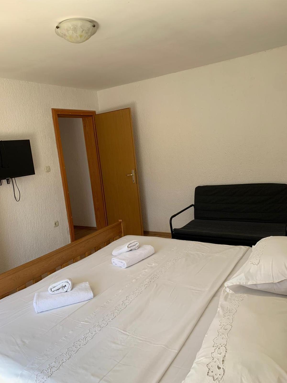 Apartmani Kutlesa Vodice Bagian luar foto