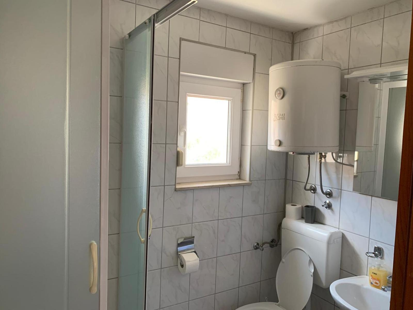 Apartmani Kutlesa Vodice Bagian luar foto